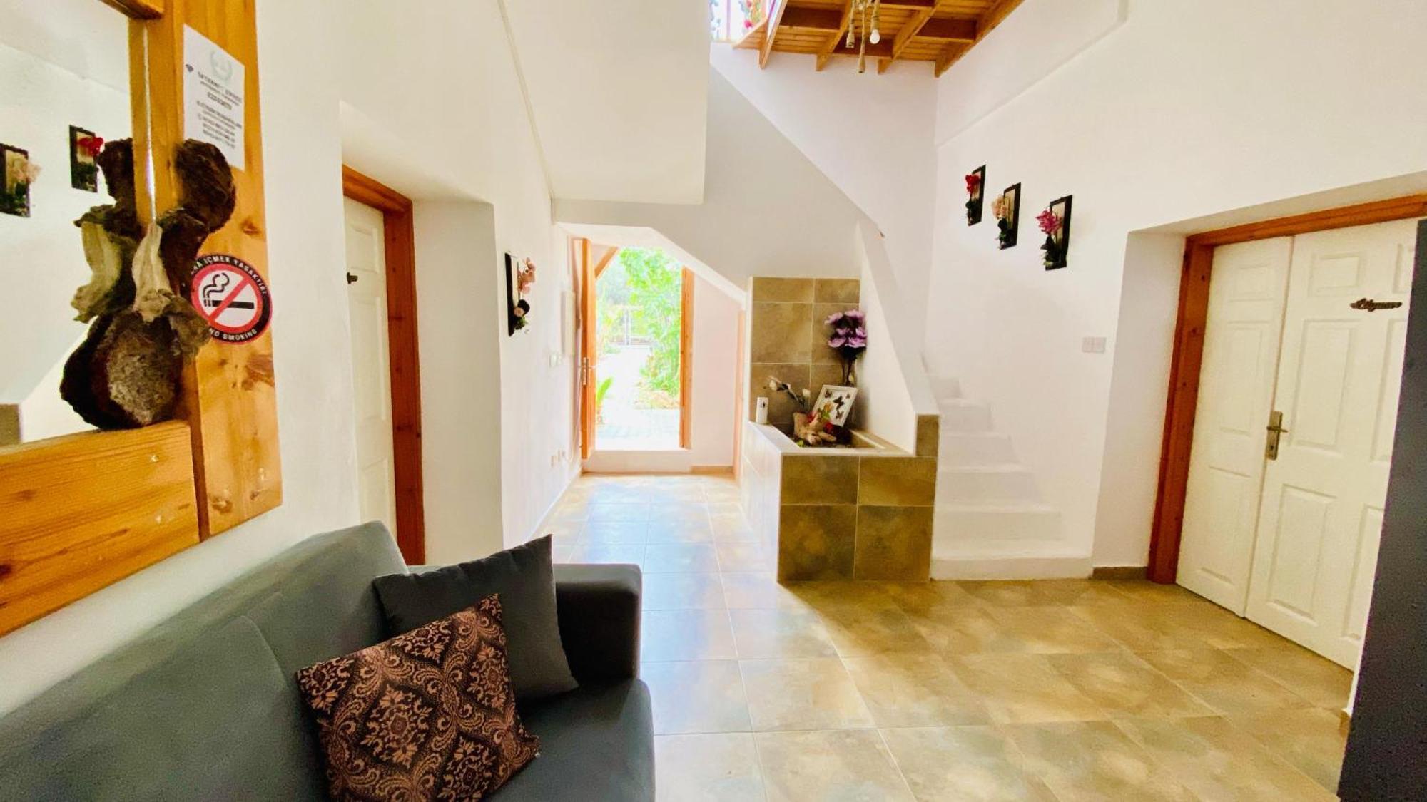 Hera Palace Boutique Otel Yialousa Bagian luar foto