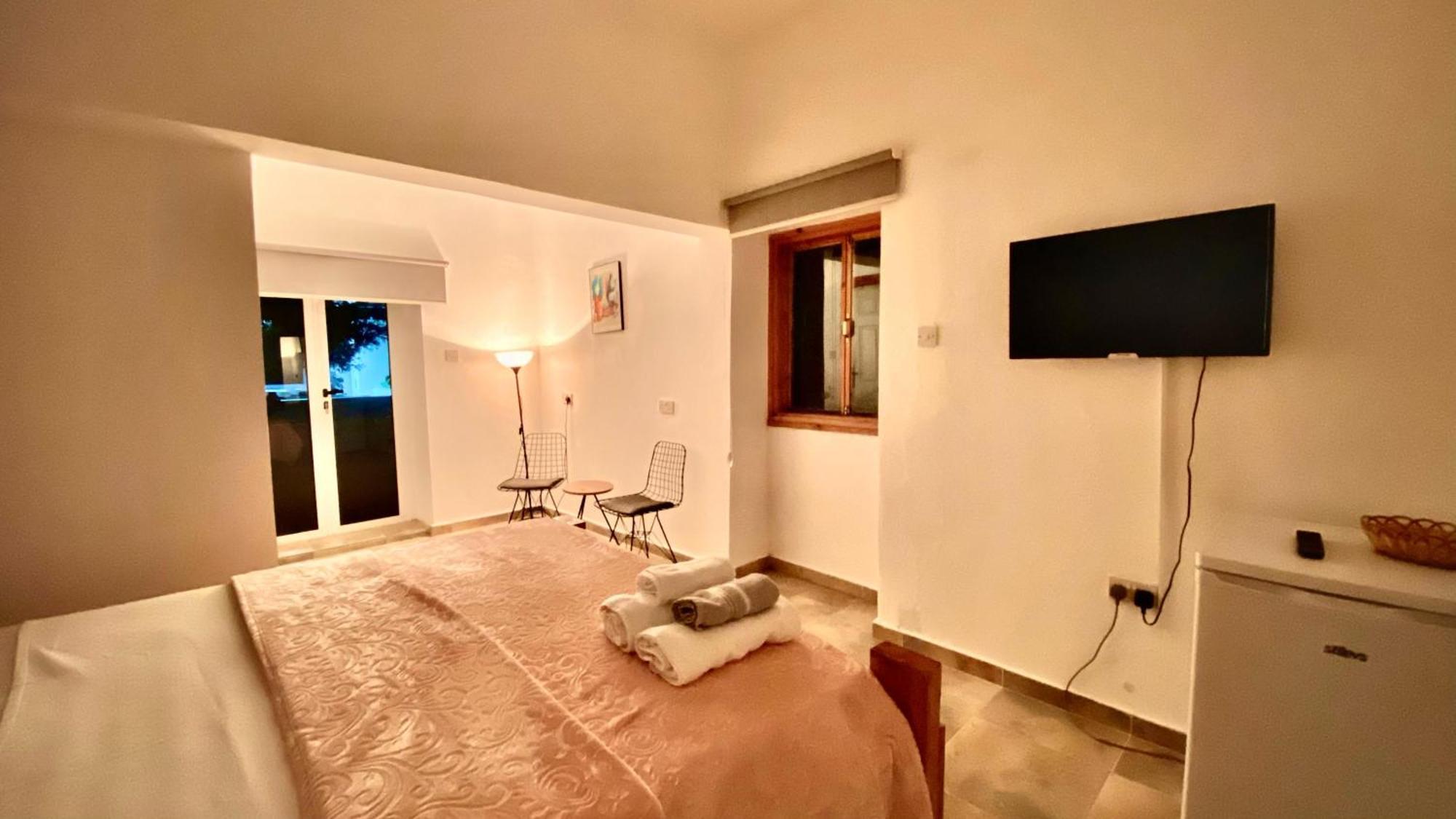 Hera Palace Boutique Otel Yialousa Bagian luar foto